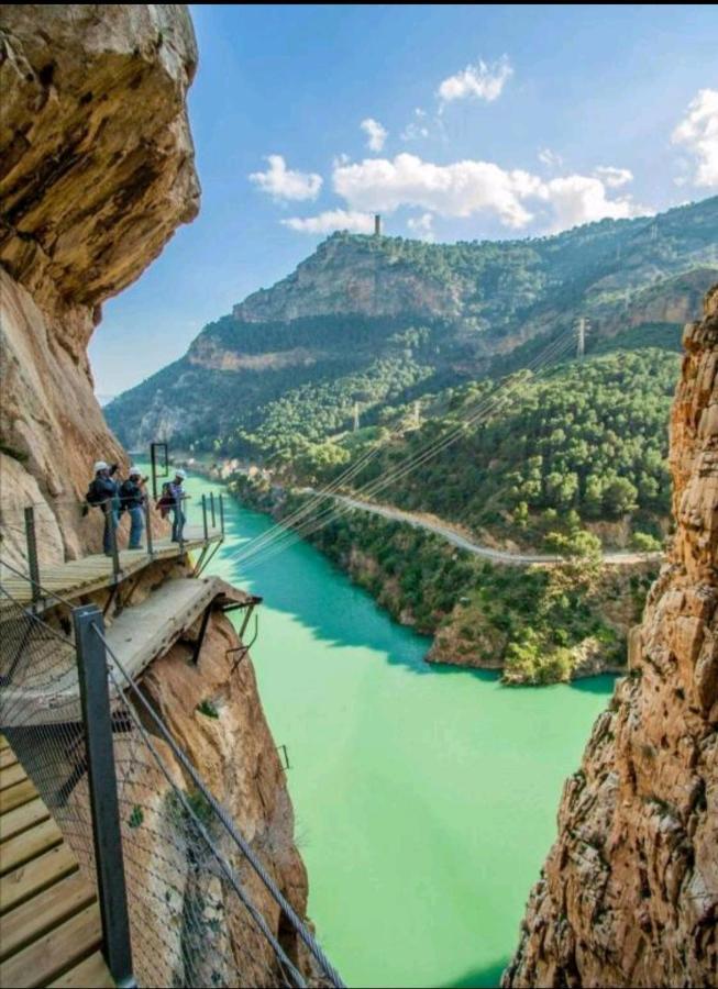 Alojamiento Rural El Paraíso del Chorro Villa Exterior foto